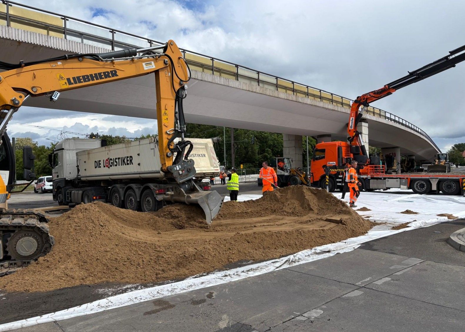 Brückenabriss An der Wuhlheide